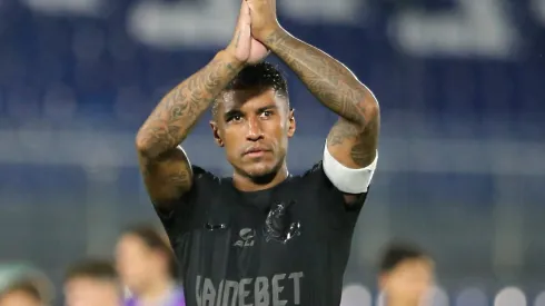 Paulinho of Corinthians (Photo by Christian Alvarenga/Getty Images)