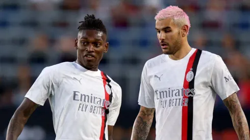 Real Madrid: Theo Hernádez se oferece, mas clube quer fechar com outro lateral.