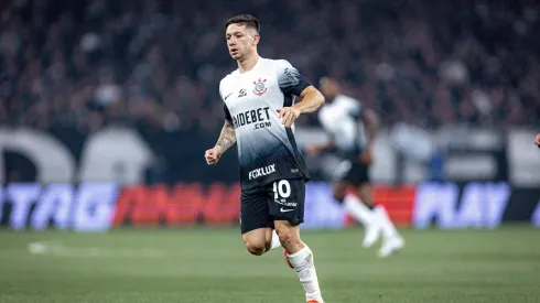 Rodrigo Garro do Corinthians durante partida contra o Botafogo no estádio Arena Corinthians. (AGIF / Alamy Stock Photo)