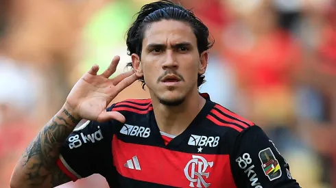 Pedro pode trocar o Flamengo por clube inesperado em negócio de até R$ 126 milhões (Photo by Buda Mendes/Getty Images)