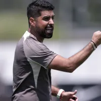 António define situação de Carlos Miguel no Corinthians e manda recado ao elenco