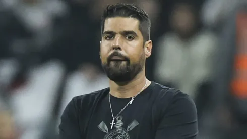 Corinthians prepara saída de António Oliveira e decide contratar grande técnico do Brasileirão. (Photo by Alexandre Schneider/Getty Images)