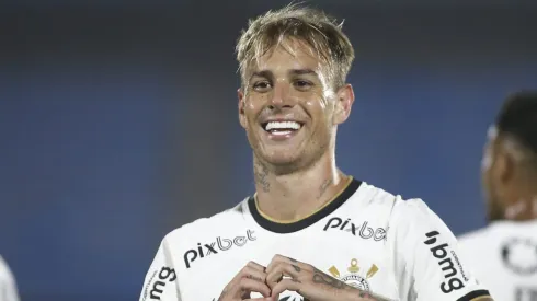 Zubeldía aprova e São Paulo tenta acordo com brasileiro que atua com Róger Guedes no Al-Rayyan. (Photo by Ernesto Ryan/Getty Images)