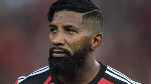 Gigante do Brasileirão quer fechar a contratação do lateral Rodinei, ex-Flamengo.