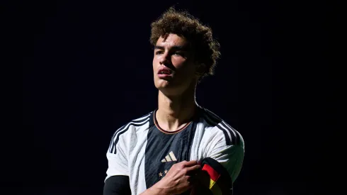 Noah Darvich é capitão da seleção alemã sub-18. Foto: Aitor Alcalde/Getty Images for DFB