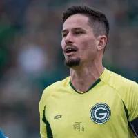 Corinthians está fechando a contratação de Tadeu e mais um goleiro, revela Neto