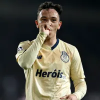 Porto toma decisão final sobre troca de Pepê por Vitor Roque com Barcelona