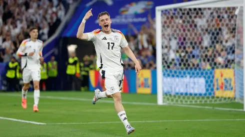Wirtz comemora o gol que abriu o placar na partida entre Alemanha e Escócia. (HMB Media / Alamy Stock Photo)<br />
Scorer - Florian Wirtz (Germany, 17) Goal scored, celebrate the goal after 1:0, celebreting the goal, joy, jubilation, cheering,<br />
Credit: HMB Media/Heiko Becker/Alamy Live News