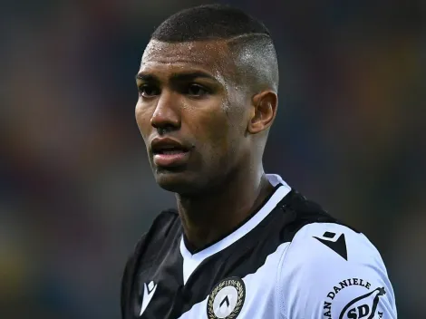 Cruzeiro supera o Corinthians e acerta com o volante Walace