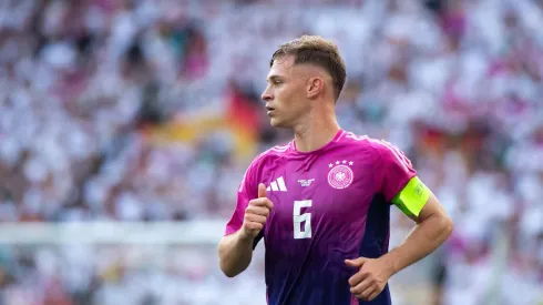 Kimmich durante a partida da Alemanha contra a Hungria pela Eurocopa. (Eibner-Pressefoto / Alamy Stock Photo)<br />
Foto: Eibner-Pressefoto/Michael Memmler