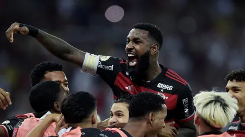 Gerson cita Tite e alerta companheiros de Flamengo após vitória no Fla-Flu. Foto: Alexandre Loureiro/AGIF