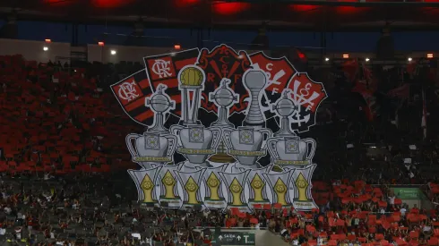 Torcida do Flamengo promove ação inusitada para ajudar o clube.