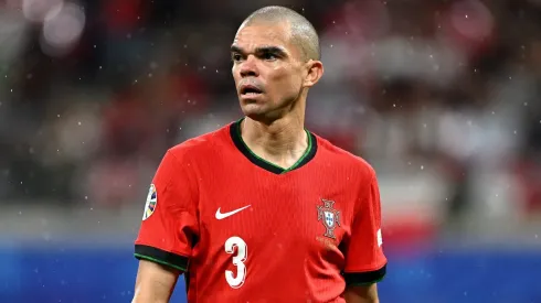 Pepe, ex-Real Madrid, é aprovado de última hora para reforçar gigante do Brasileirão (Photo by Dan Mullan/Getty Images)