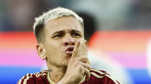 Soteldo pede silêncio a mexicanos. Foto: Ronald Martinez/Getty Images