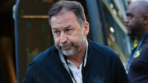 Augusto Melo, presidente do Corinthians durante chegada da equipe. Foto: Fabio Giannelli/AGIF