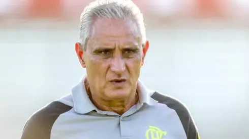 Tite discursou para defender jovem do Flamengo (Foto: Marcelo Cortes / CRF / Divulgação)