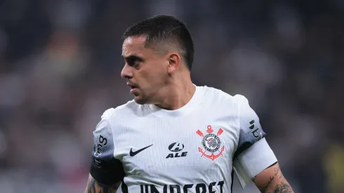 Corinthians surpreende e toma decisão sobre a renovação de Fagner. Foto: Ettore Chiereguini/AGIF