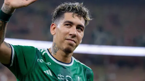 R$ 2,5 milhões: Flamengo aceita exigências de Roberto Firmino e acordo fica a um detalhe. (Photo by Yasser Bakhsh/Getty Images)