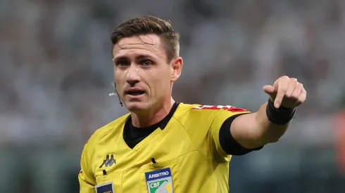 Arbitragem de Ramon Abatti Abel irritou rubro-negros (Foto: Cesar Greco/Palmeiras/Divulgação)