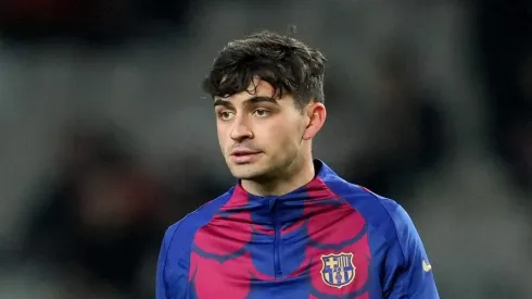 Pedri alfineta adversário na Eurocopa. Foto: Alex Caparros/Getty Images