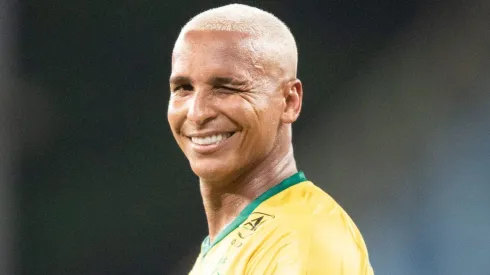 Rival do Grêmio tenta a contratação do atacante Deyverson, ex-Palmeiras.