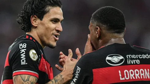 Flamengo e West Ham podem fechar troca de jogadores envolvendo Paquetá.