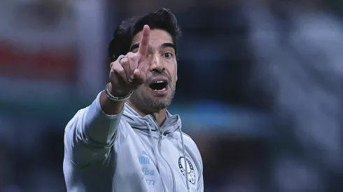 Palmeiras encaminha venda de promessa da Academia à potência do Brasileirão. Foto: Ettore Chiereguini/AGIF