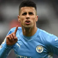 Manchester City define preço pela venda de João Cancelo