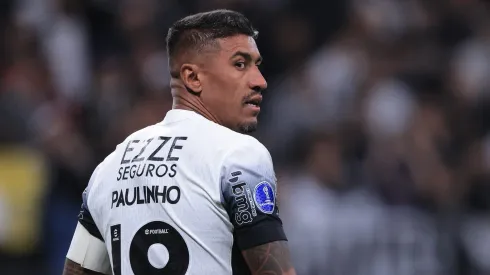 Ex-Corinthians, Paulinho recusa proposta de clube campeão Brasileiro. Foto: Ettore Chiereguini/AGIF