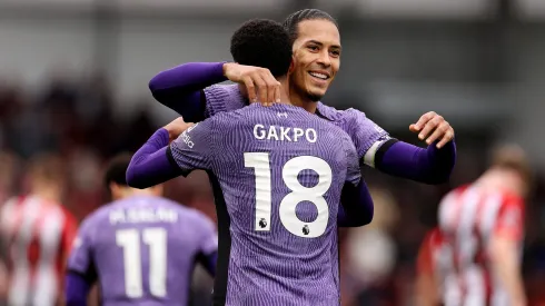 Van Dijk e Gakpo são dois grandes craques do Liverpool.