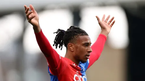 Bayern de Munique não para em Michael Olise e vai em busca de joia francesa. (Photo by Ryan Pierse/Getty Images) (Photo by Ryan Pierse/Getty Images)