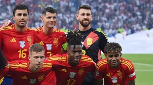 Milan acerta contratação de campeão da Eurocopa com a camisa da Espanha.