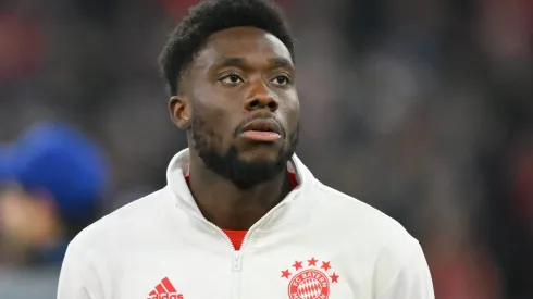 Alphonso Davies do Bayern de Munique. (Photo by Sebastian Widmann/Getty Images)