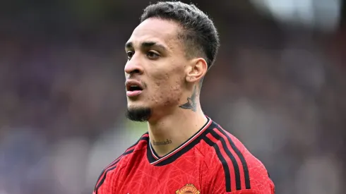 Manchester United Antony pode voltar ao Brasileirão e dois clubes surgem como possibilidade (Photo by Michael Regan/Getty Images)