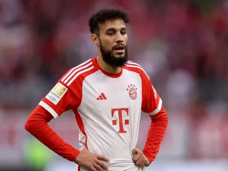 Manchester United pode usar jogador na concorrência por Mazraoui