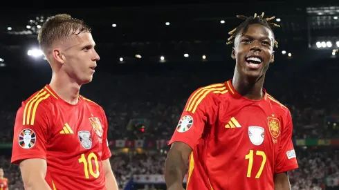 Dani Olmo (à esquerda) e Nico Williams (à direita) (Photo by Alex Grimm/Getty Images)