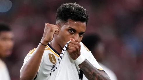 Clube da Premier League aceita pagar R$ 1 bilhão para tirar Rodrygo do Real Madrid (Photo by Juan Manuel Serrano Arce/Getty Images)