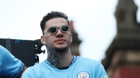 Ederson deixa de ser o plano A do Al-Ittihad. Foto: Jess Hornby/Getty Images