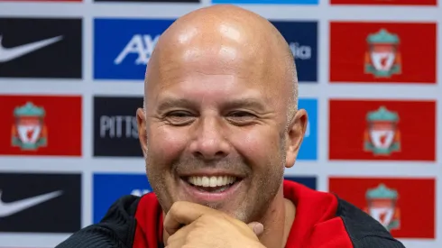 Um dos destaques do Liverpool, jogador tem contrato vigente com os Reds até junho de 2027.