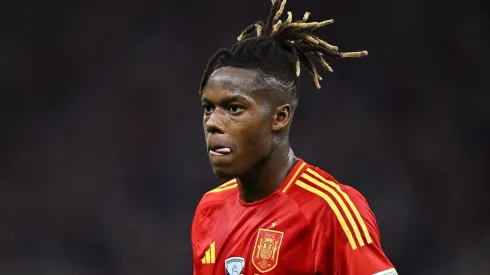 Nico Williams recusa assinar agora com o Barcelona e define em qual time vai jogar.