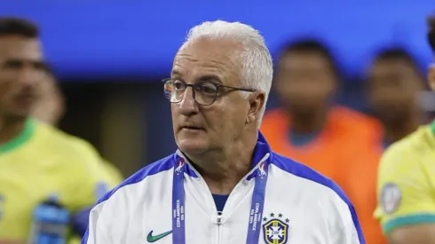 Dorival ganha lateral-direito na Europa. Foto: Buda Mendes/Getty Images