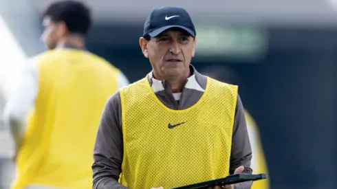 Ramón Díaz alterou planos de joia no Timão (Foto: Rodrigo Coca/ Ag.Corinthians