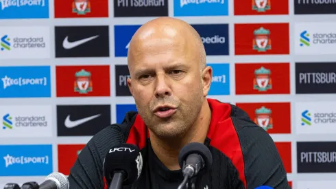 Liverpool dorme no ponto e potência da Premier League acerta com destaque de £25 milhões.