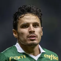 Raphael Veiga exige atitude do Palmeiras, destacando a necessidade de enfrentar a crise