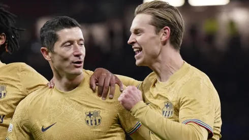 Manchester United avança em negociações para contratar craque do Barcelona. AndrewxYatesx