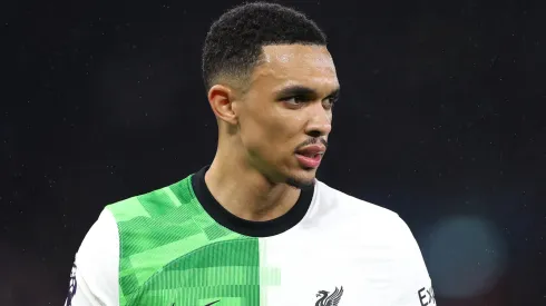 Arnold está na mira dos rivais espanhóis (Foto: Alex Pantling/Getty Images)