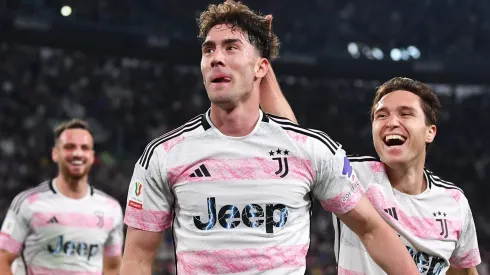 Barcelona tem sinal positivo para anunciar atacante da Juventus por R$ 92 milhões (Photo by Valerio Pennicino/Getty Images)