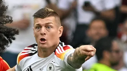 Kroos se aposenta do futebol