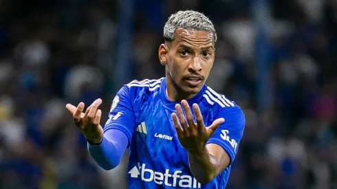 Titular do Boca Junior é vendido antes de decisão contra o Cruzeiro