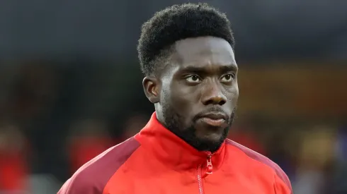 Bayern tomou decisão sobre Davies, alvo do Real Madrid (Foto: Leonardo Fernandez/Getty Images)